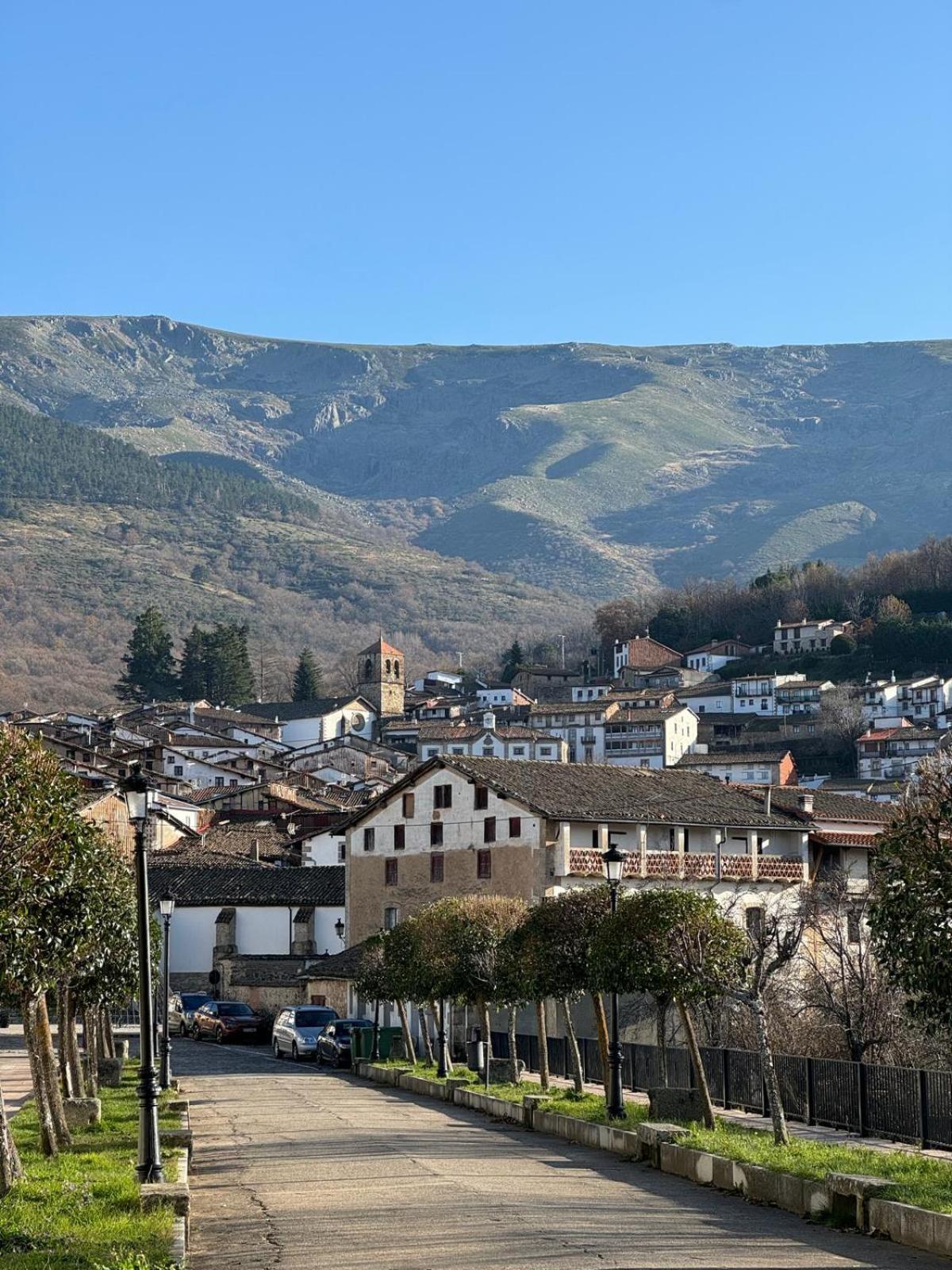 Hospedium Hotel La Fuente Candelario Eksteriør bilde