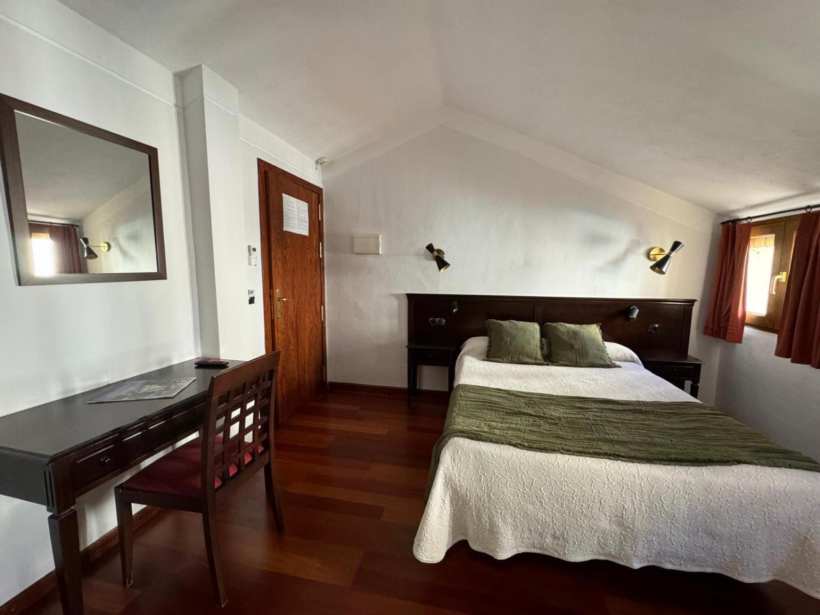 Hospedium Hotel La Fuente Candelario Eksteriør bilde
