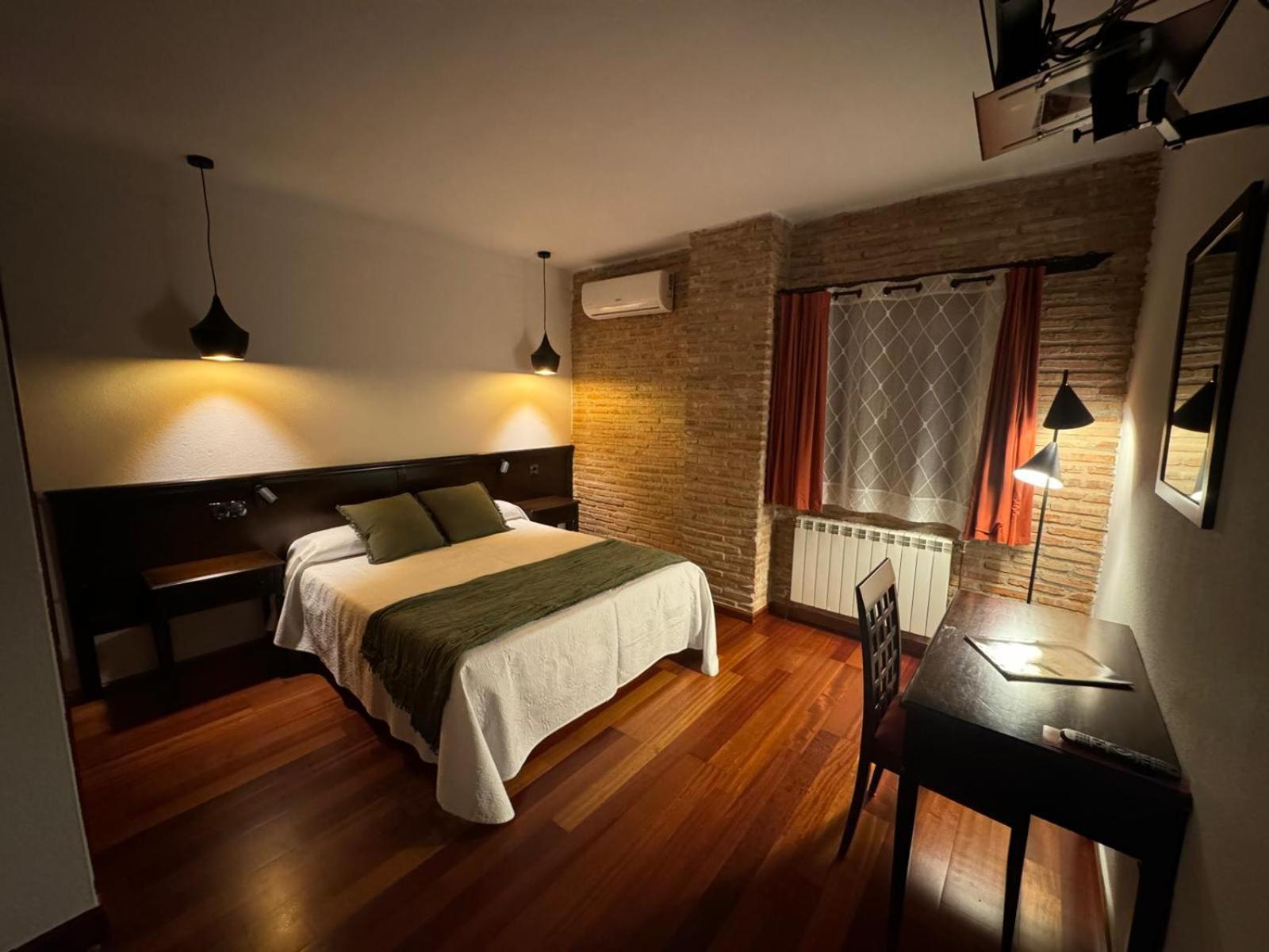 Hospedium Hotel La Fuente Candelario Eksteriør bilde